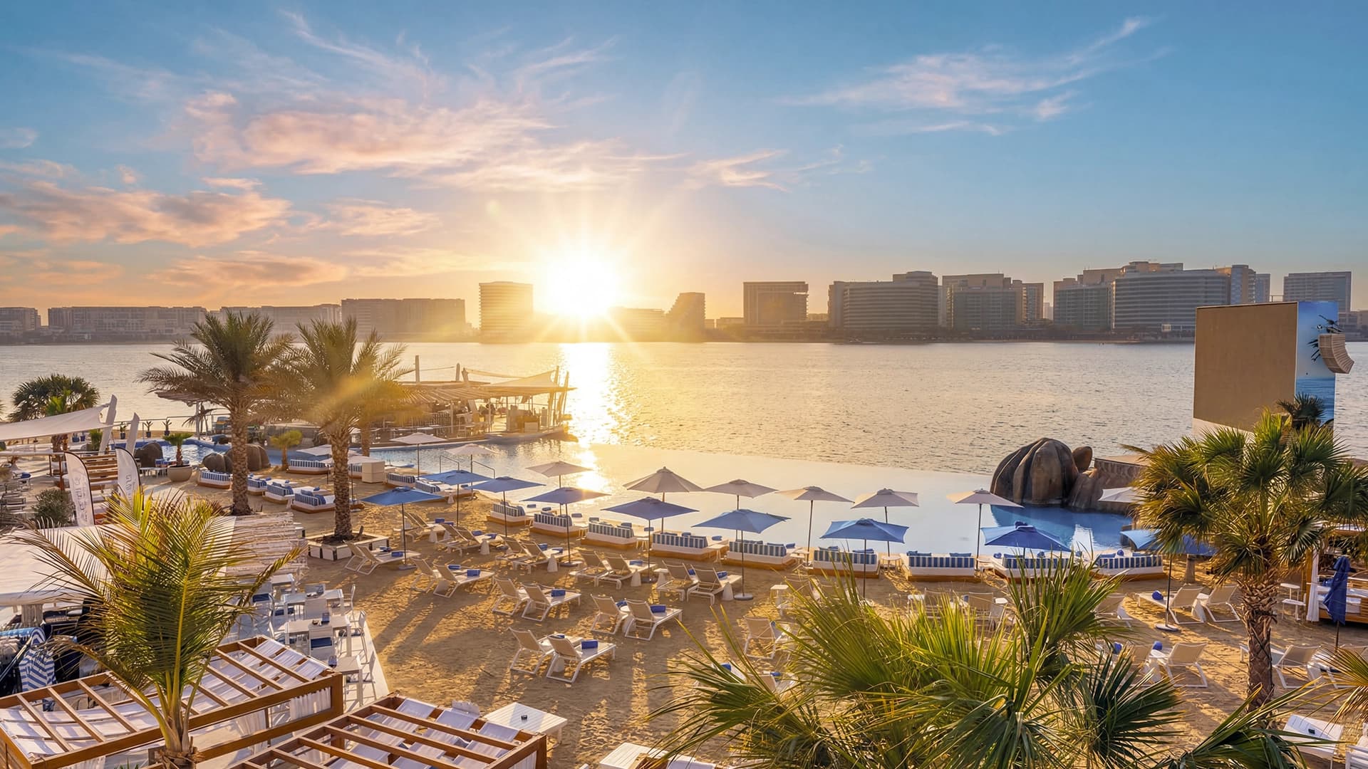 Café del Mar Beach Club