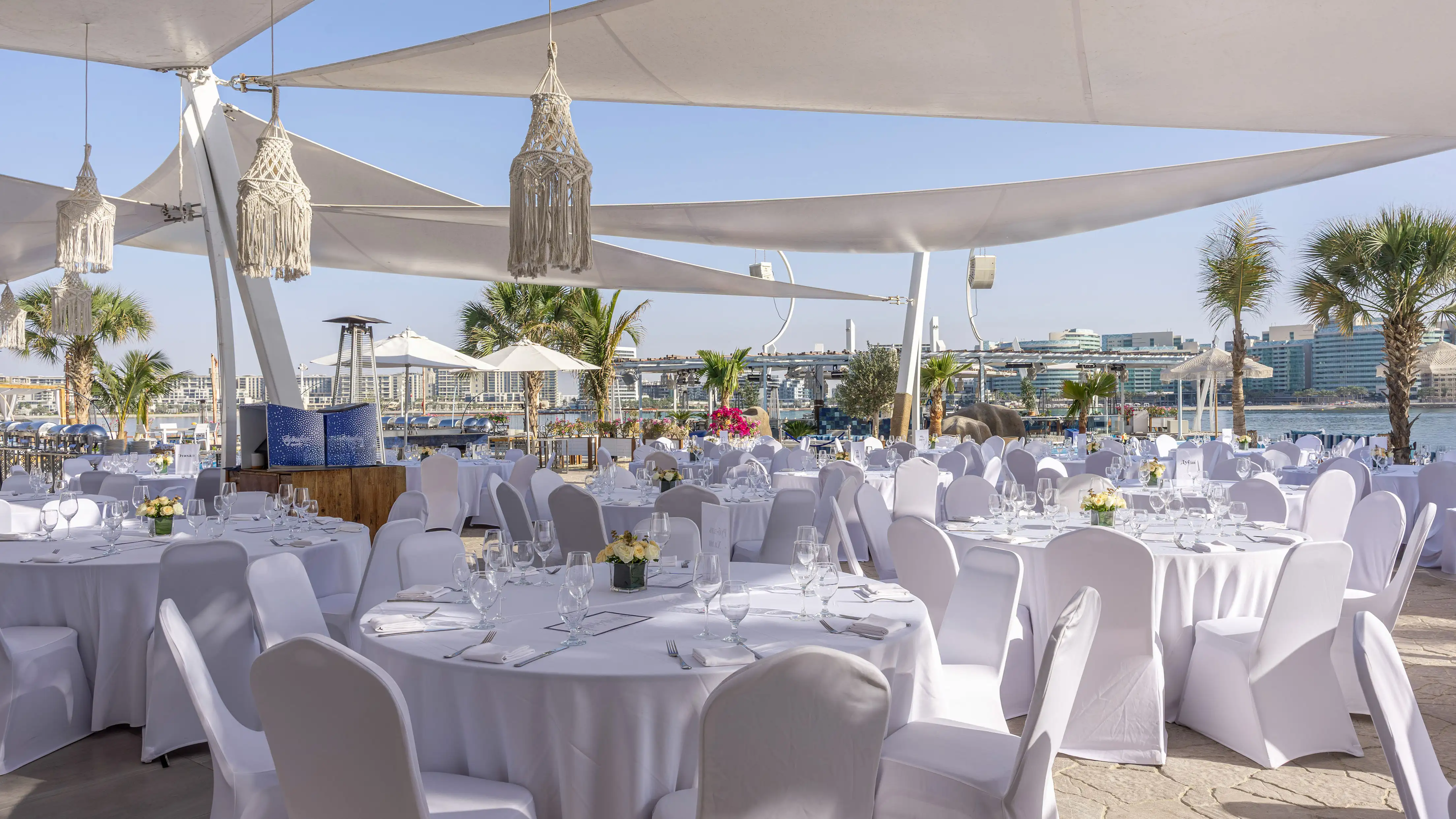 Café del Mar Abu Dhabi Beach Club Event Gallery 4